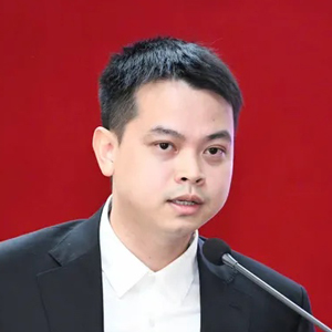 Ông Bùi Minh Thành